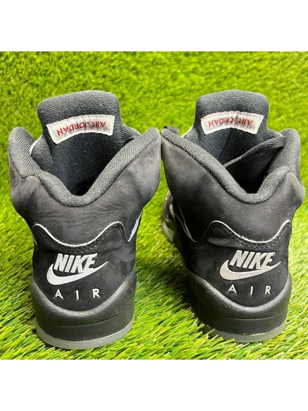 Nike Air Jordan 5 Retro OG Boys Size 4Y Black Athletic Basketball Shoes Sneakers